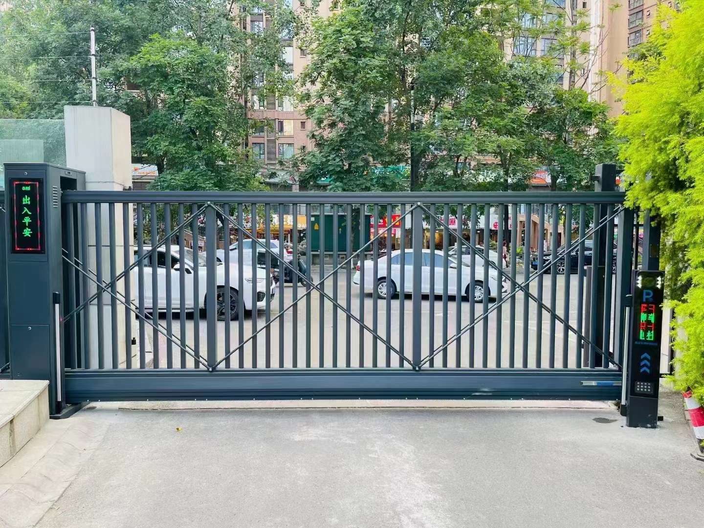 新吴区电动伸缩门